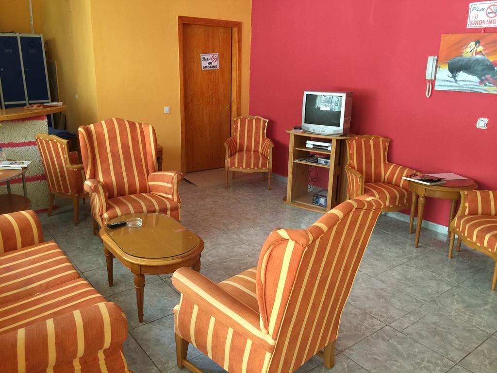 Tenerife Hostel Los Cristianos  Εξωτερικό φωτογραφία